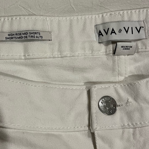 AVA & VIV Midi Shorts High Rise Slim Fit Stretch Jeans Shorts White Size 24 - Picture 5 of 6